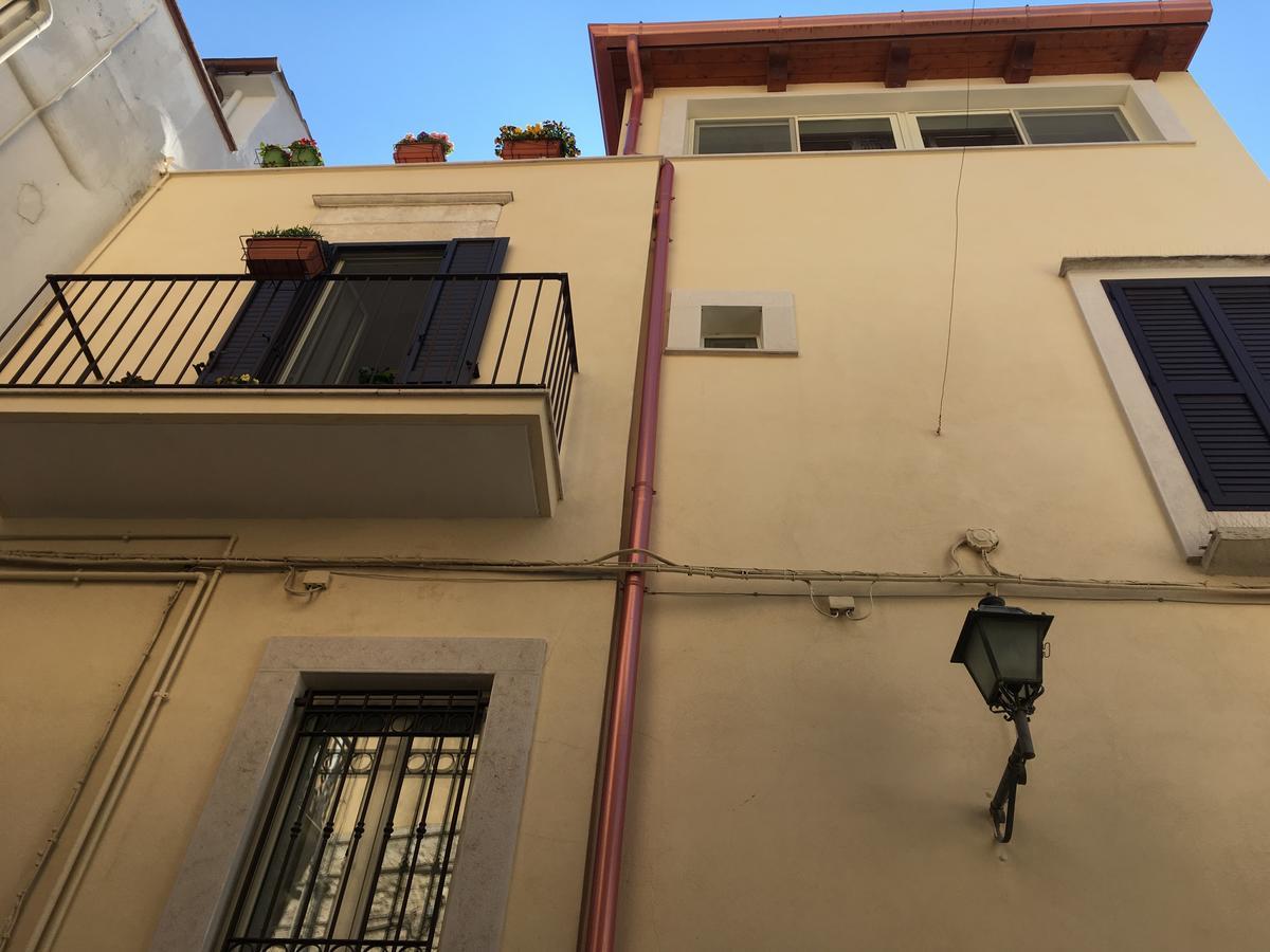 B&B Casa Rubis 루보디풀리아 외부 사진